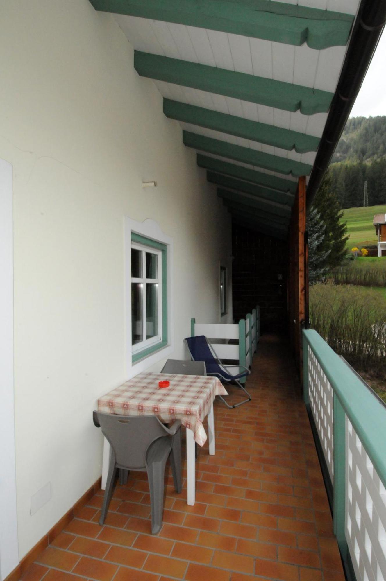 Ferienwohnung Casa Al Mesdi Pozza di Fassa Exterior foto