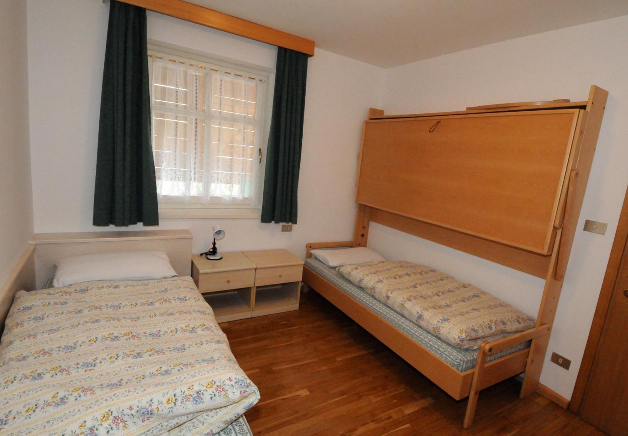 Ferienwohnung Casa Al Mesdi Pozza di Fassa Exterior foto